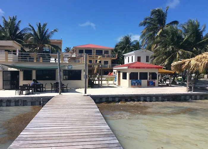 Popeye's Beach 3*
