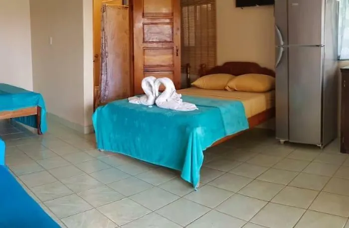 Popeye's Beach 3*